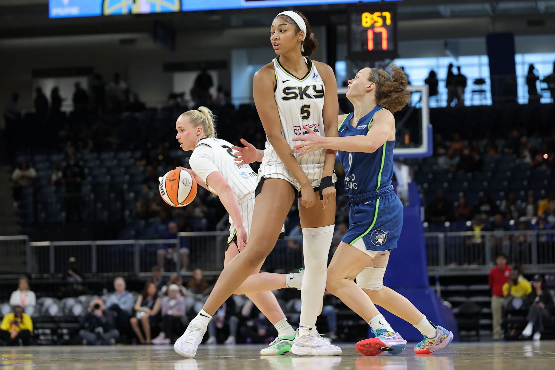 Minnesota Lynx at Chicago Sky - Source: Getty